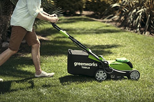 Greenworks 40V Cordless Lawn Mower Review The Greenworks 40V Cordless Lawn Mower with its 41cm cutting width is supposed to be one of the best-selling cordless lawn mowers in the UK. The 40V mower offers plenty of power and runtime, making it an excellent choice for medium sized lawns.