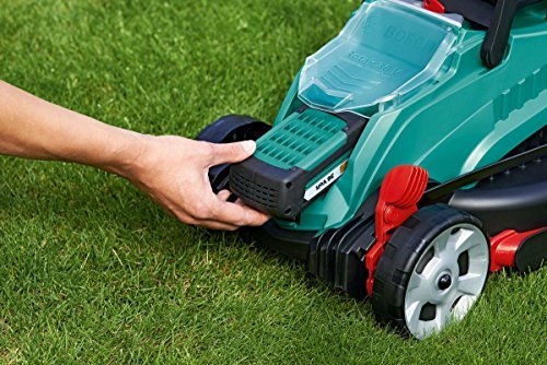This cordless model is powered by a powerful 36v 2.0Ah lithium battery which gives around 60 minutes of running time